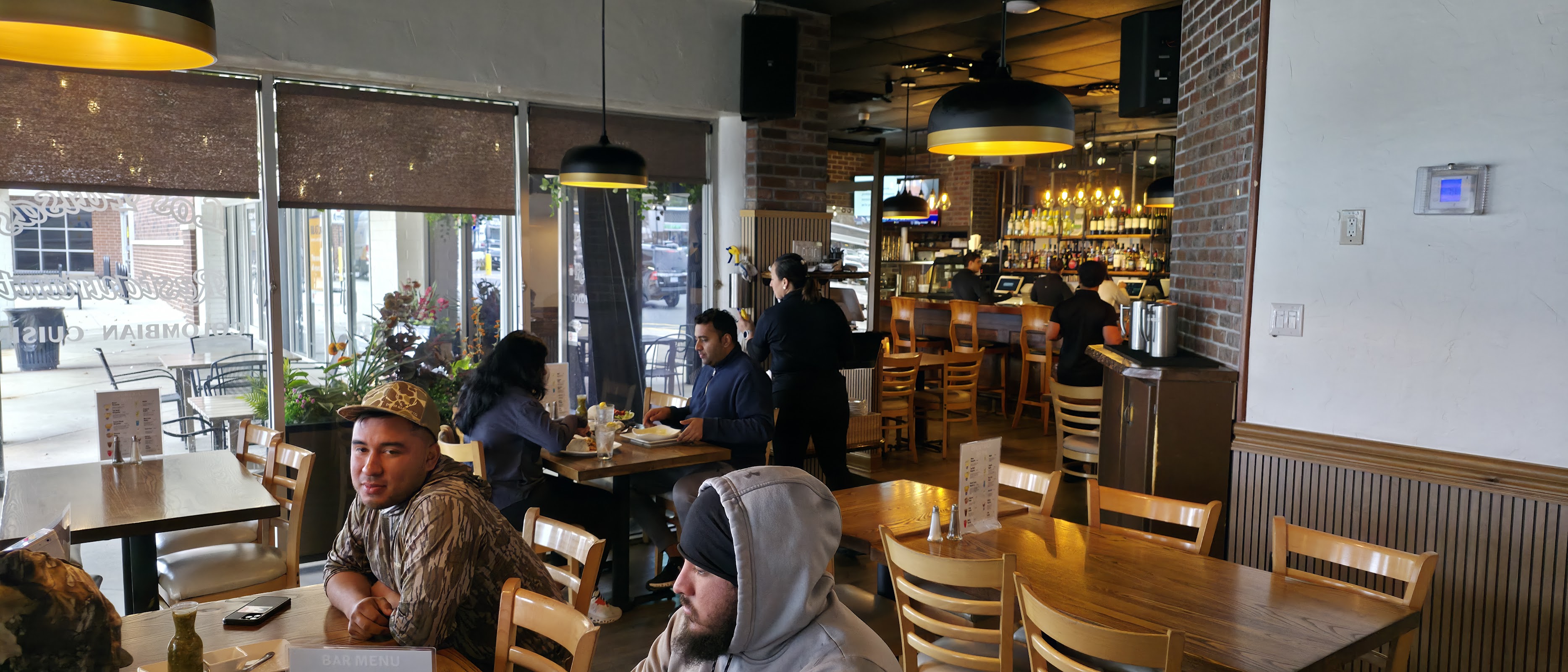 Los Paisas Restaurant photo 1
