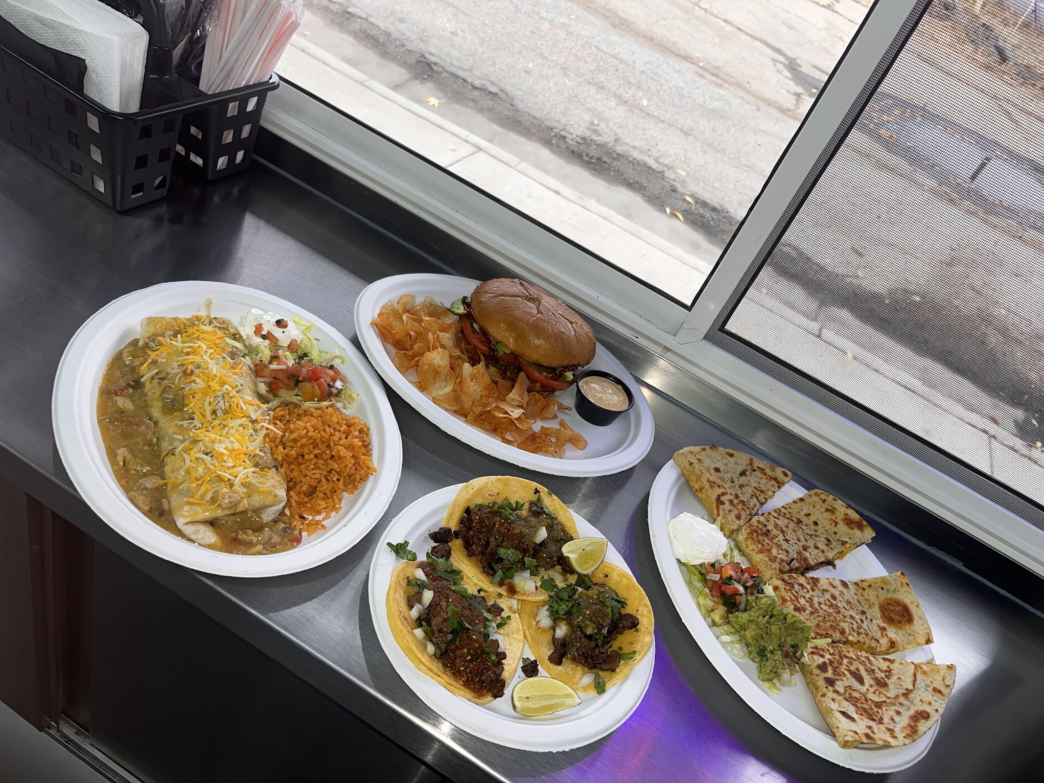 Jose’s Street Tacos photo 1