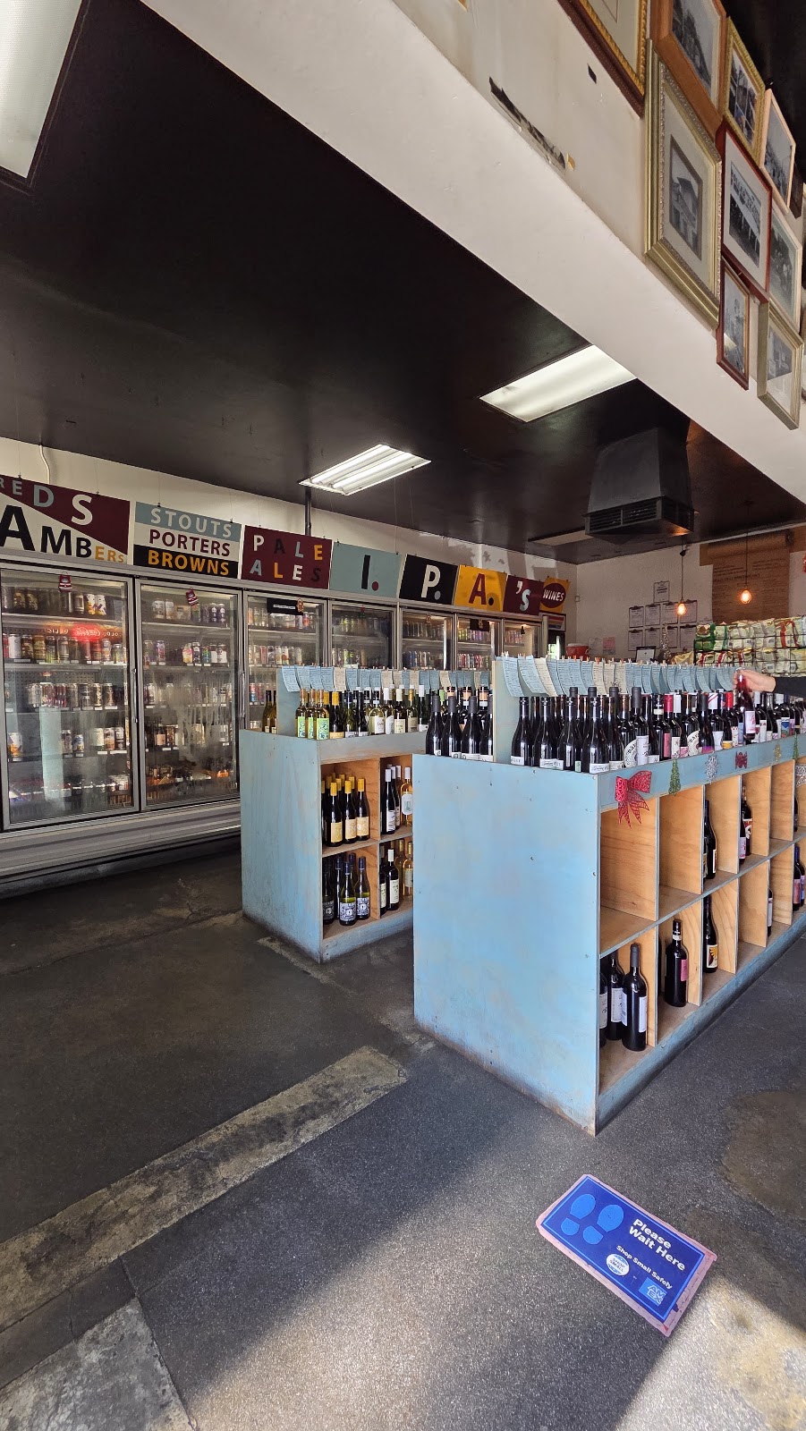 The Heights Deli & Bottle Shop photo 3