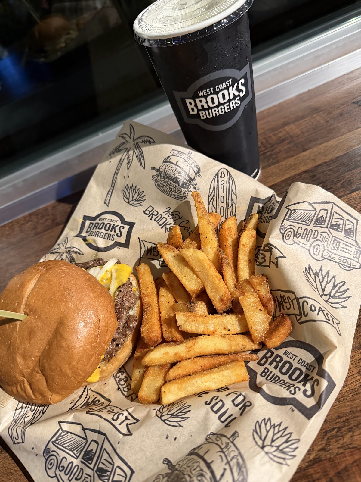 Brooks Burgers | Pismo Beach photo 2