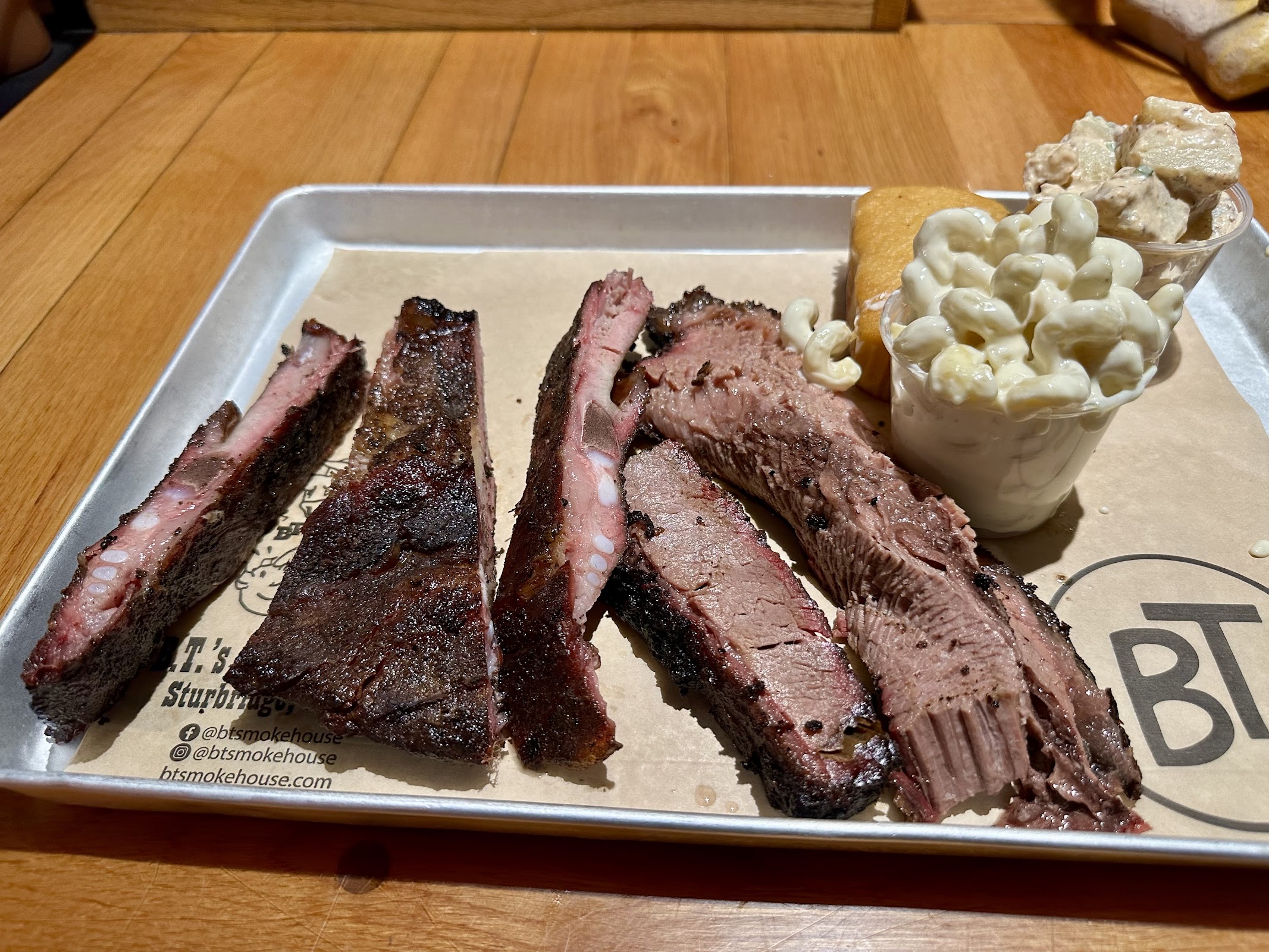 B.T.'s Smokehouse photo 2