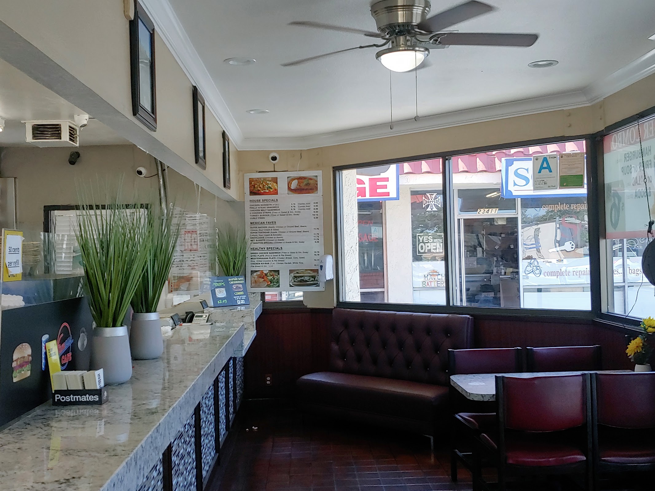 Famous Cafe/Burgers photo 3