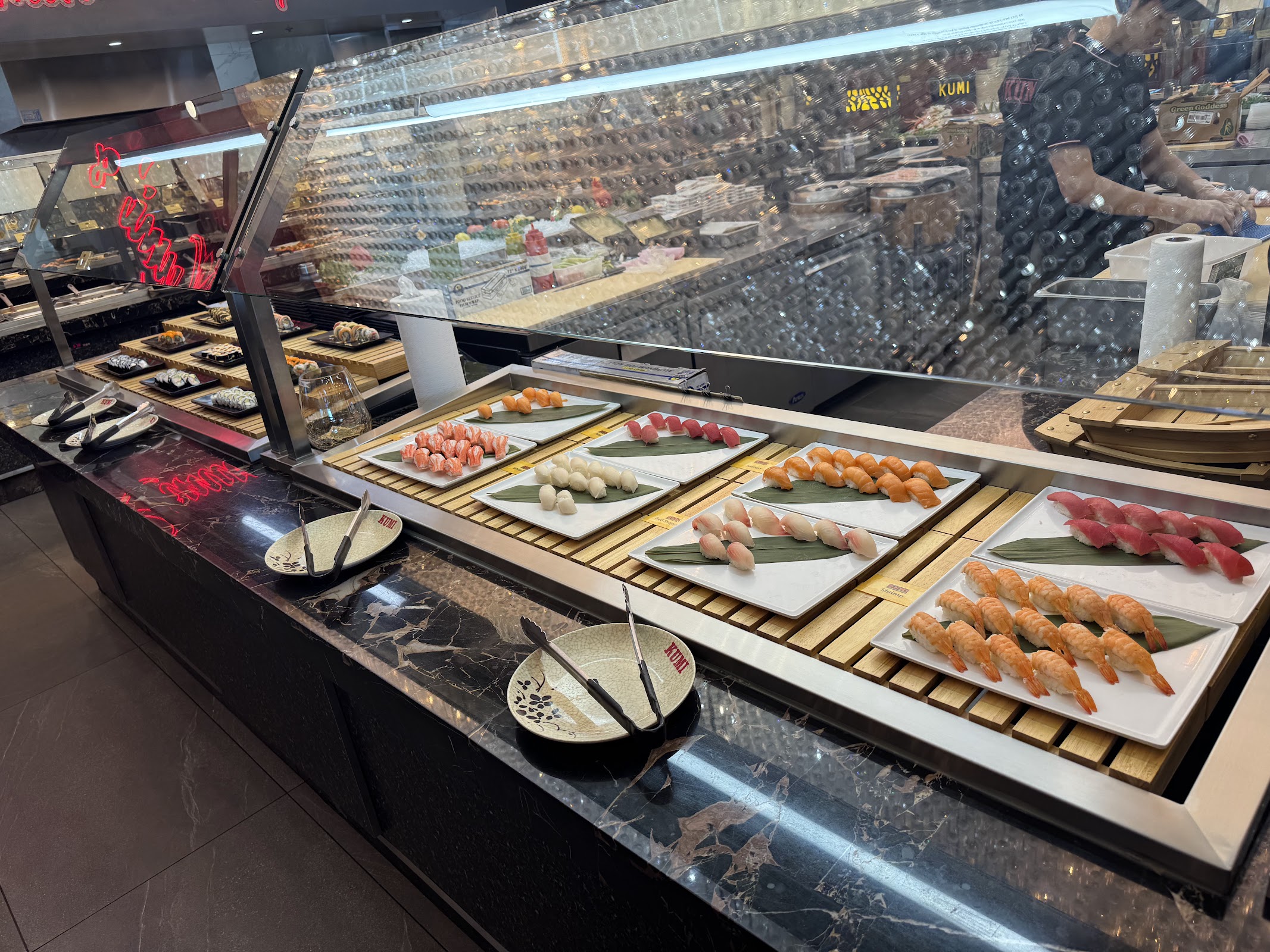 KUMI Seafood Sushi Chinese Buffet photo 3