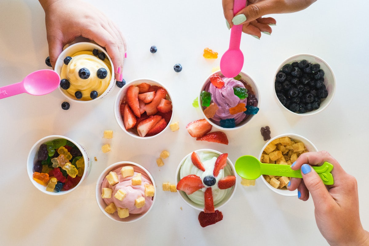 Yogurtland Burbank photo 3