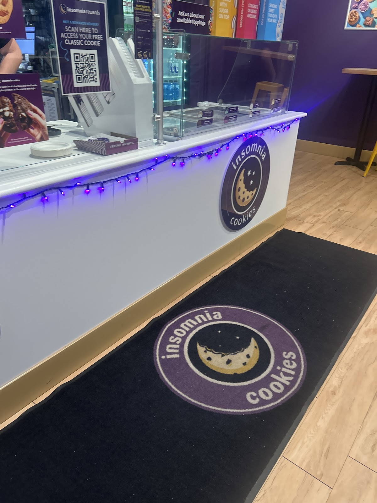 Insomnia Cookies photo 3