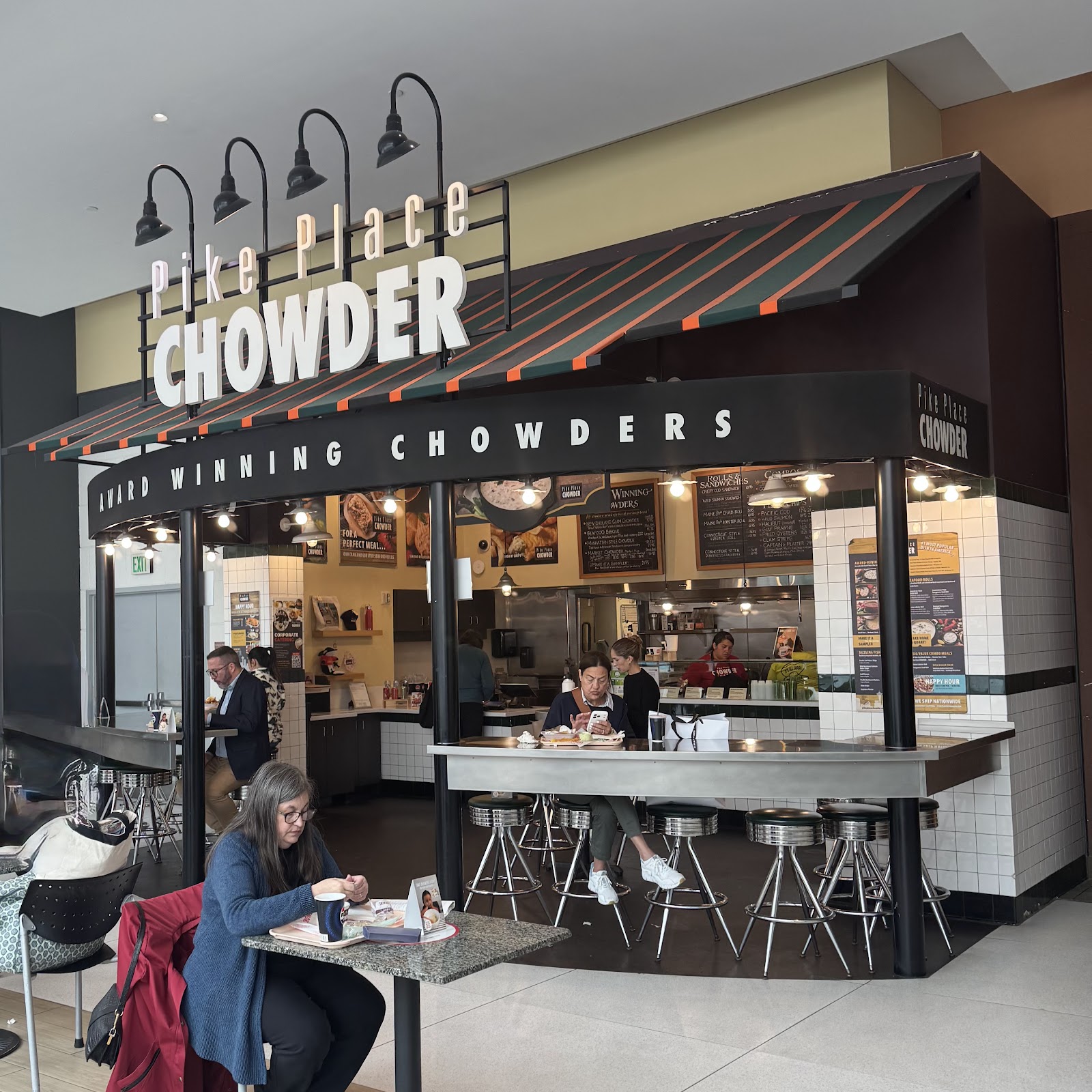Pike Place Chowder - Pacific Place photo 2