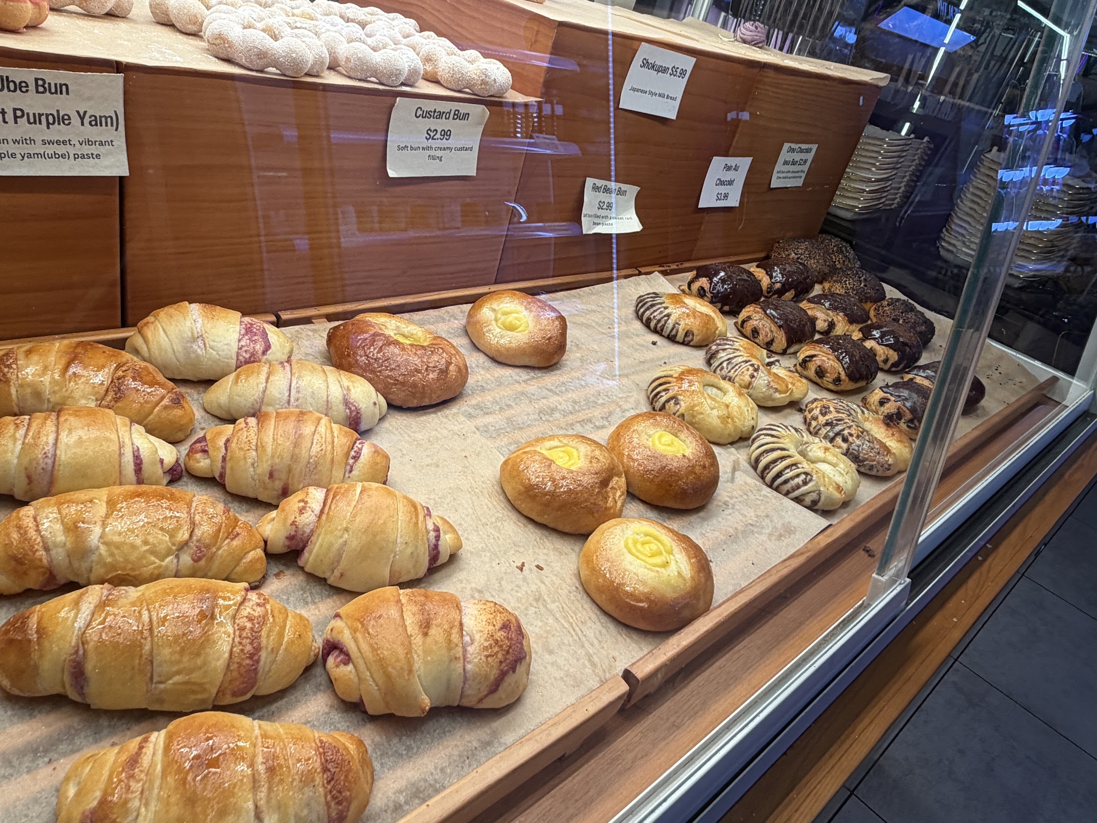 Purple Yum Bakery Cafe photo 3