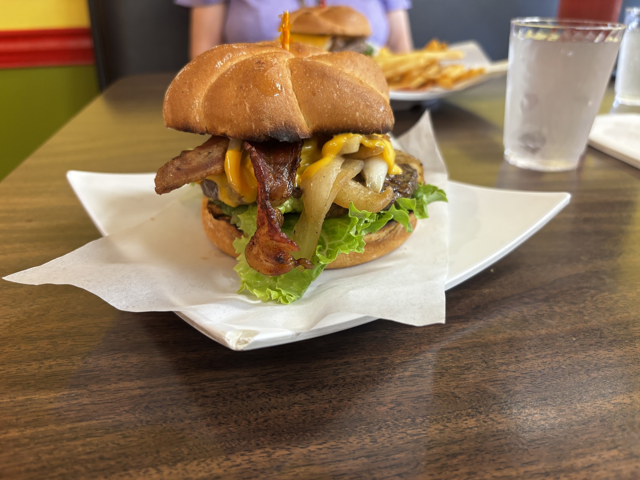 Mr Lu's Burgers & Seafood photo 2
