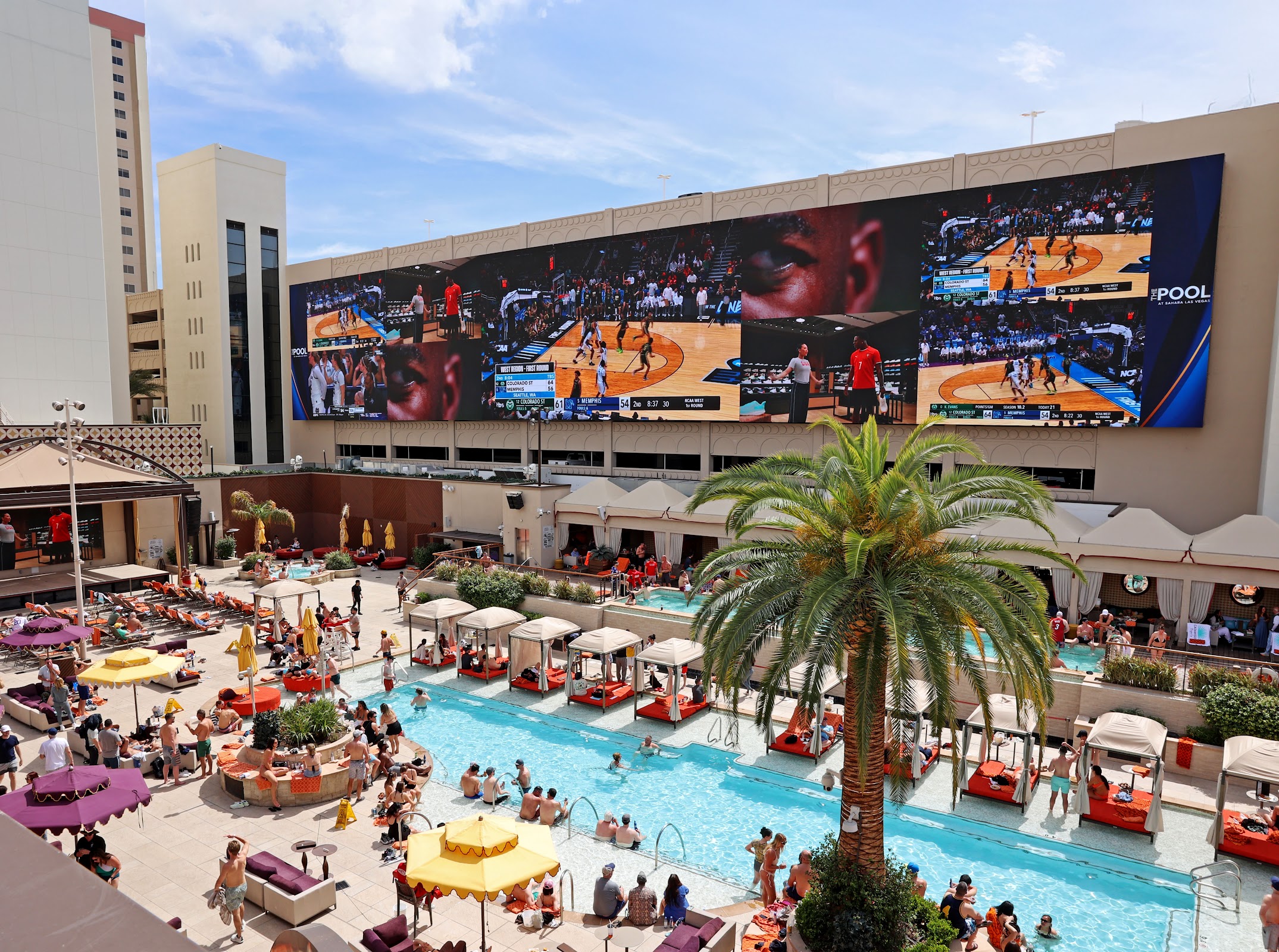 SAHARA Las Vegas photo 2