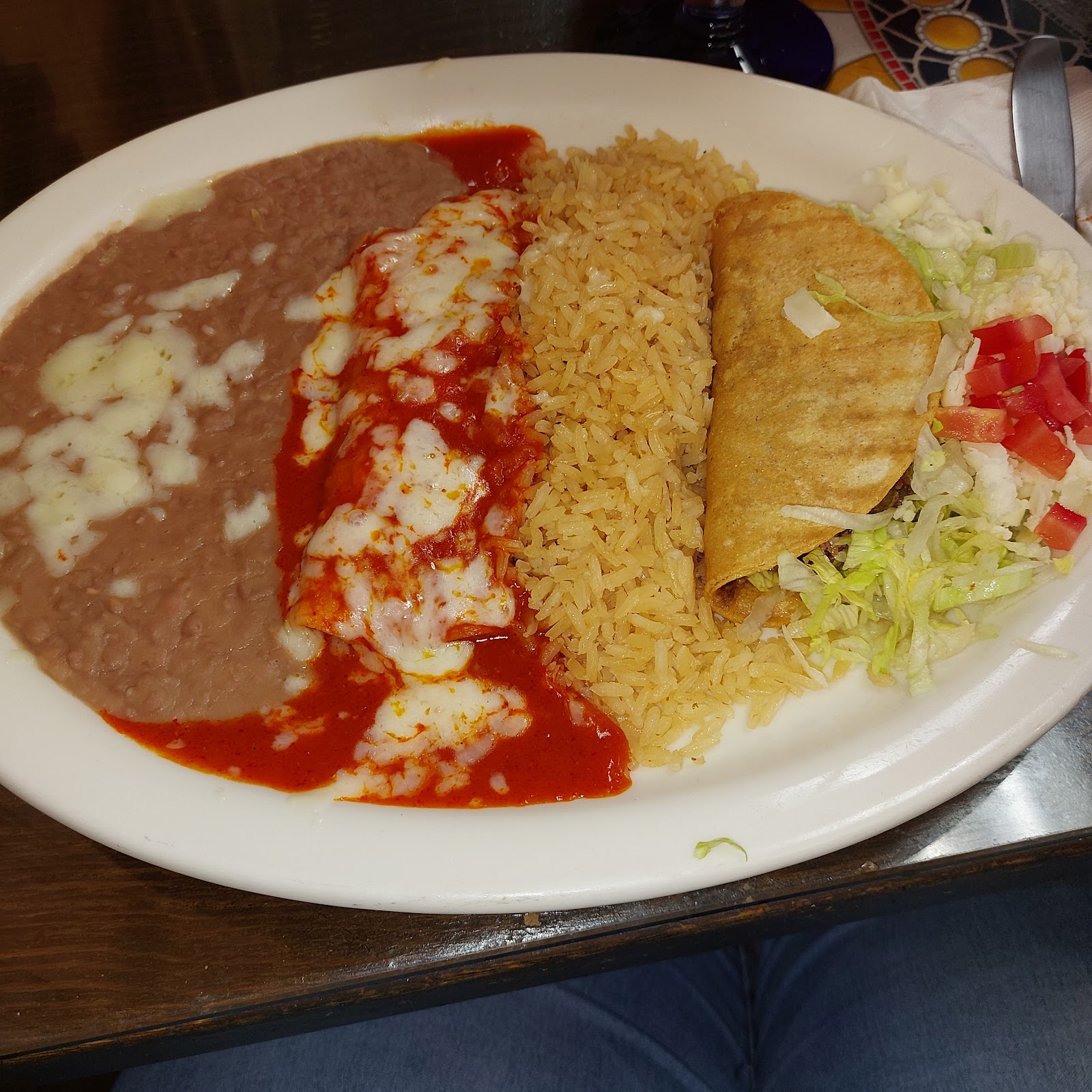 Los Arcos Mexican Food photo 1