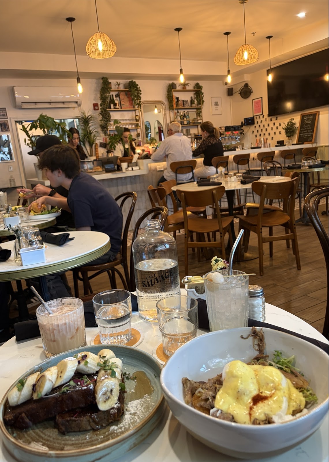 Cafe sauvage photo 2