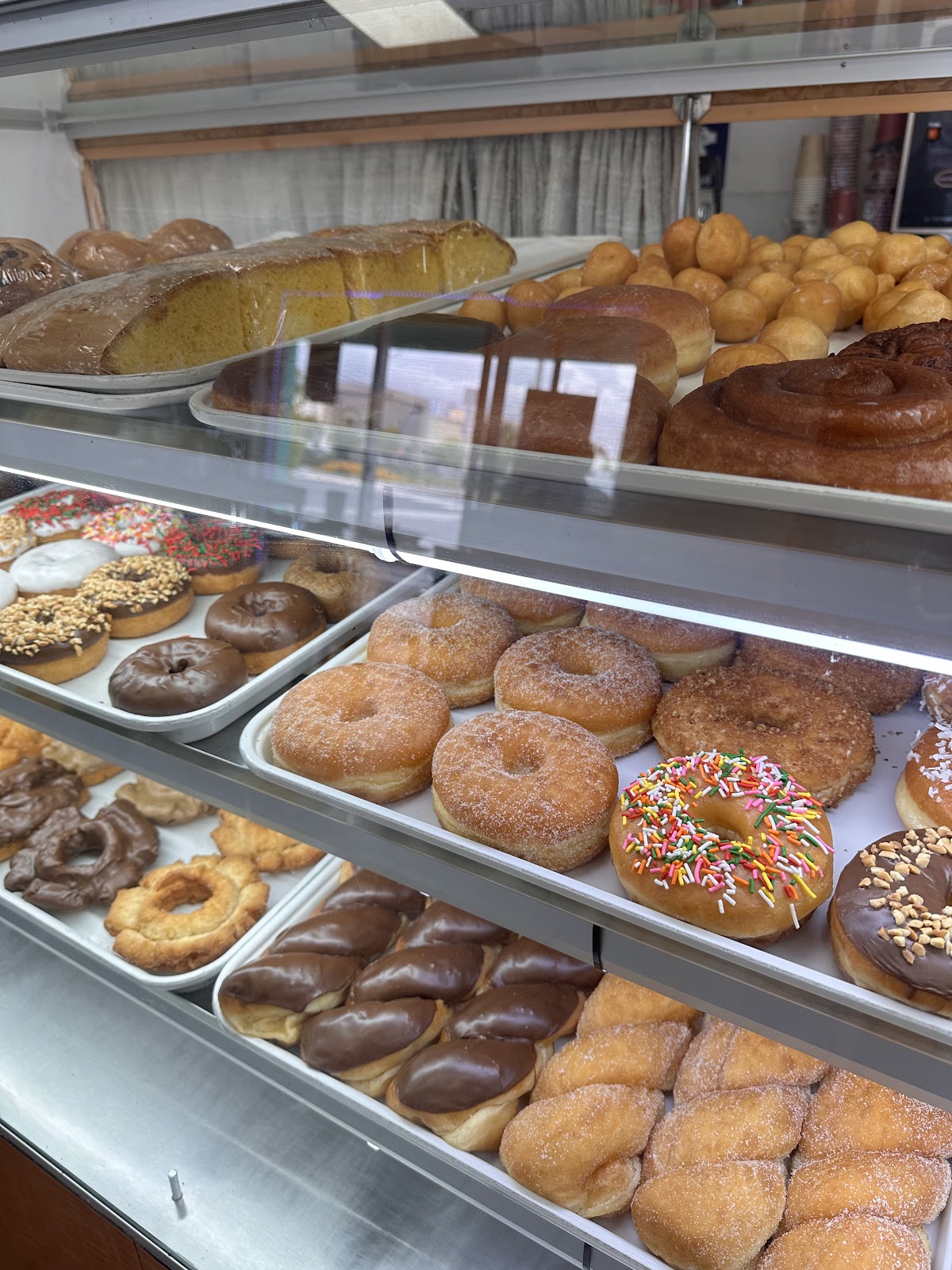 Long Beach Donut Shop photo 1
