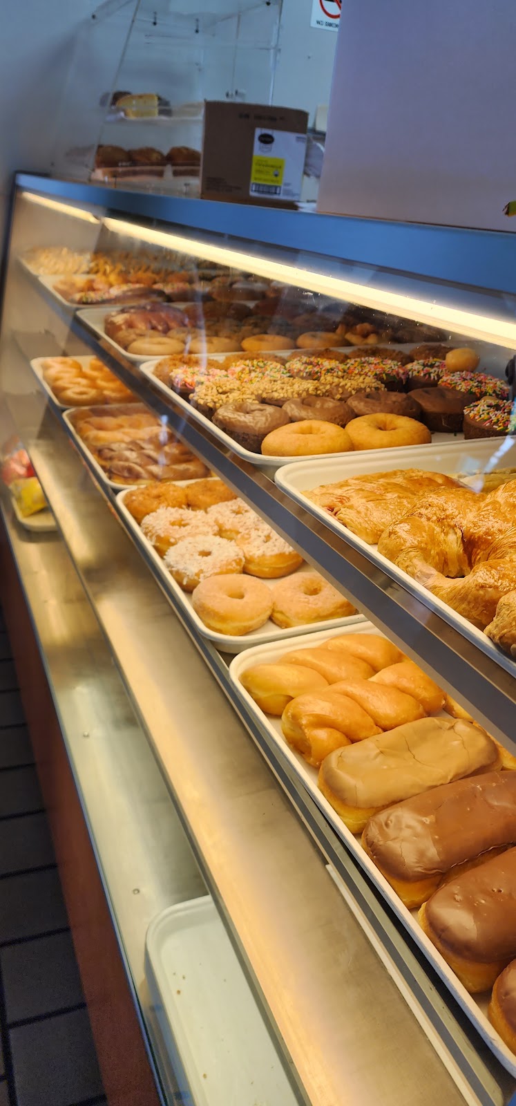 Long Beach Donut Shop photo 2
