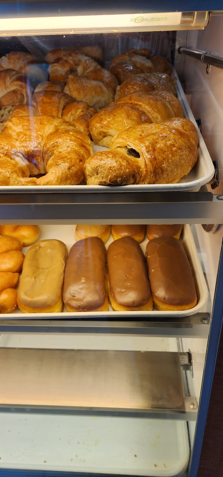 Long Beach Donut Shop photo 3