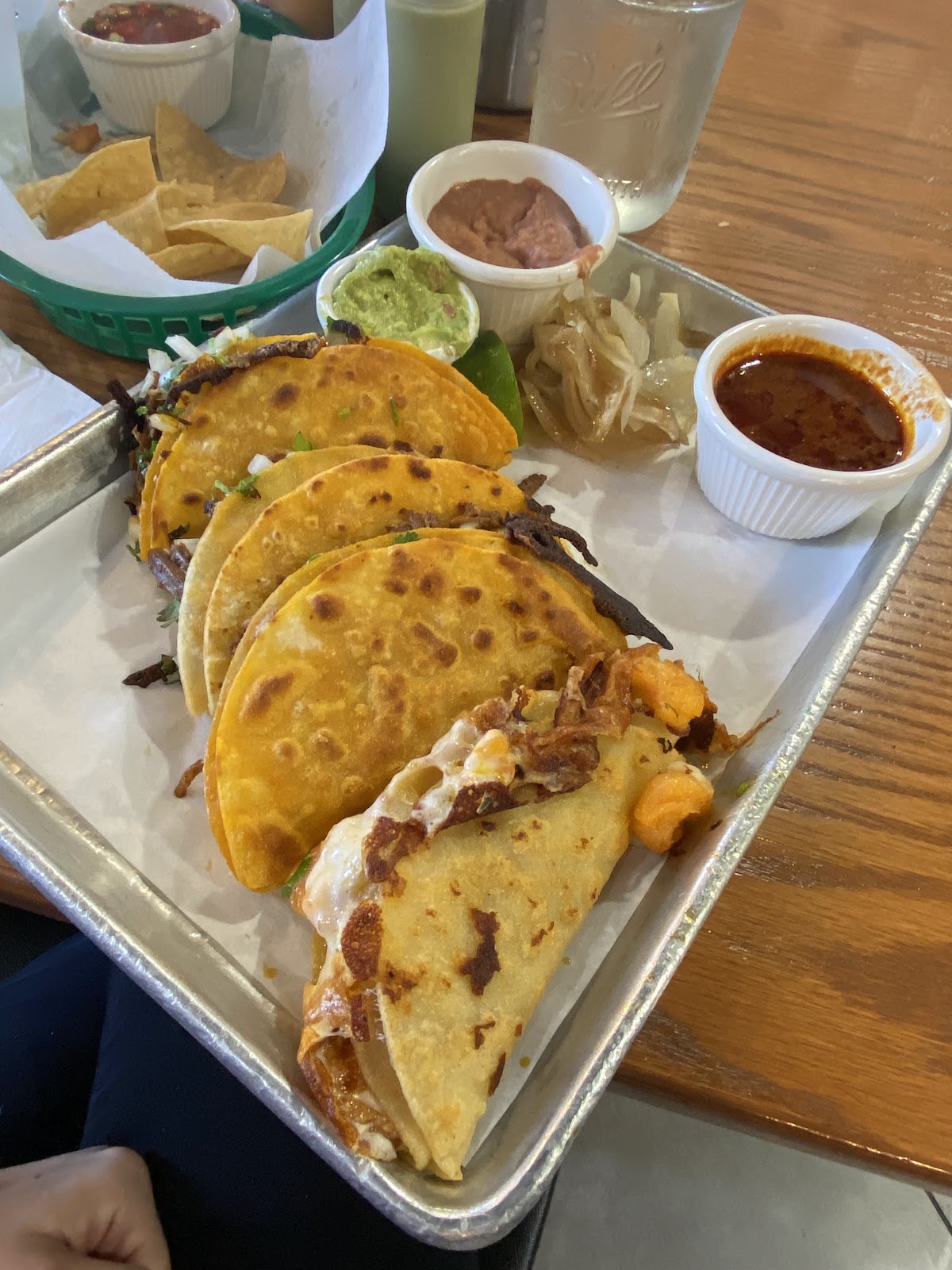 Tacos El Patrón & Bar photo 2