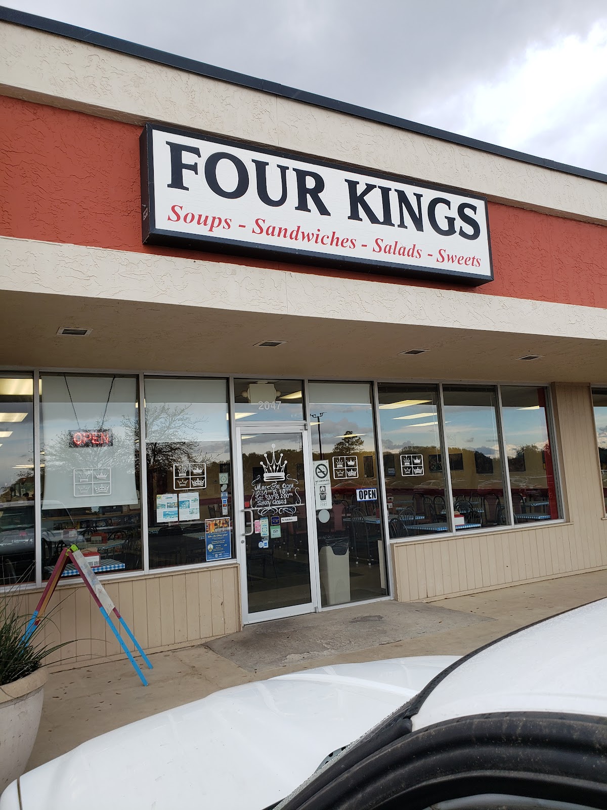 Four Kings photo 3