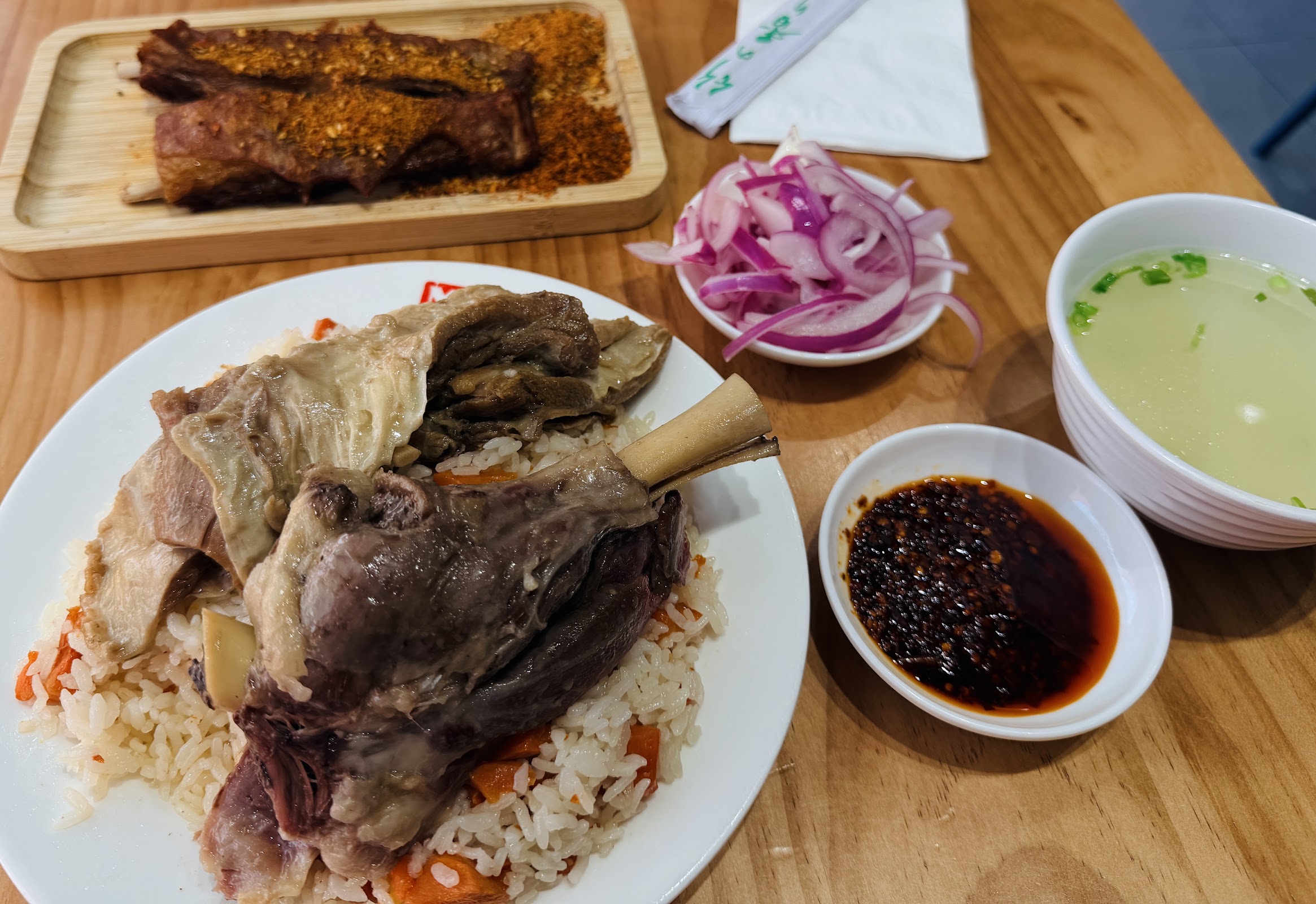 M JOY-MODERN LAMB KITCHEN (San Gabriel) photo 3