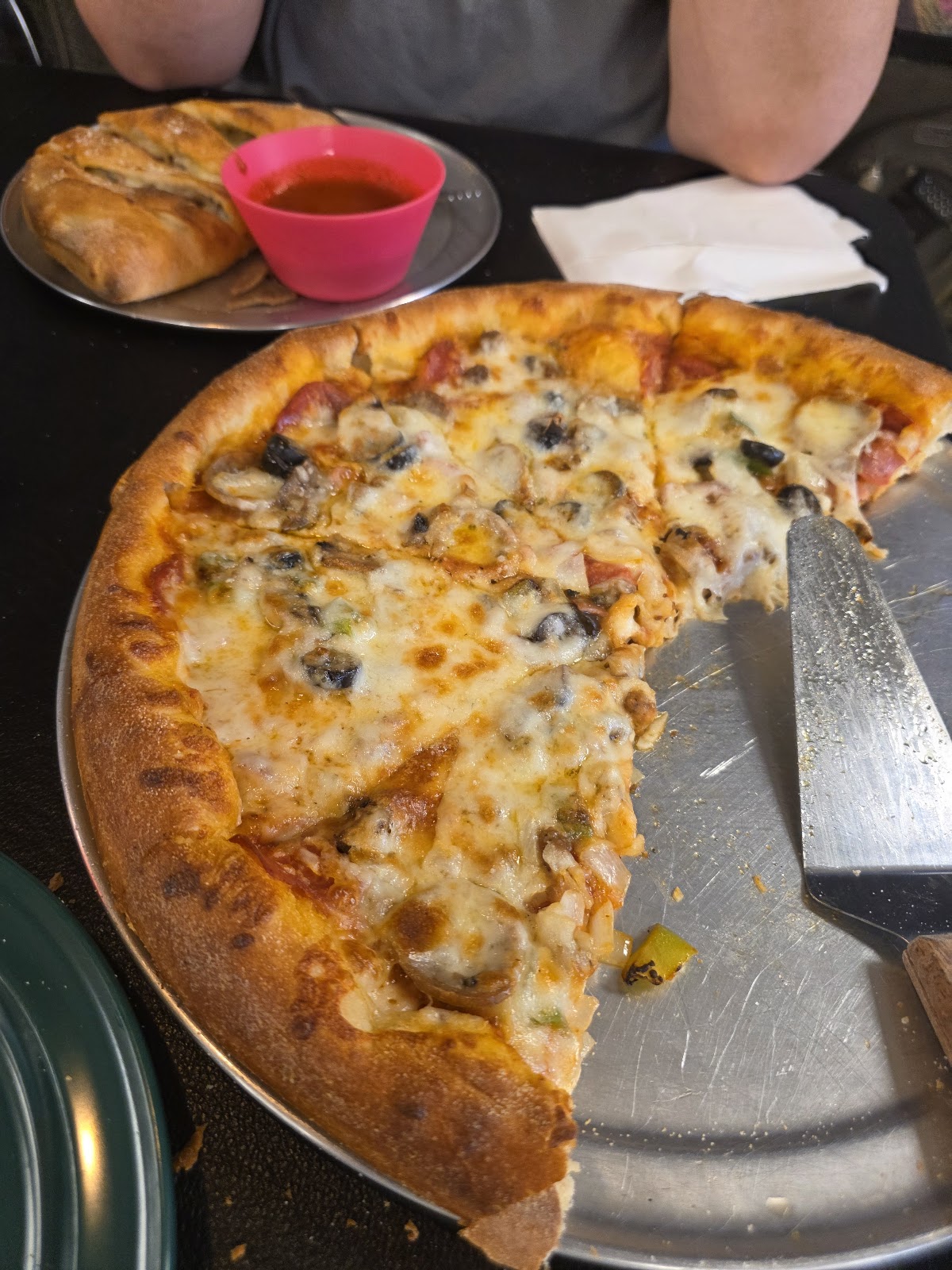 Pizanos Italian Restaurant photo 2
