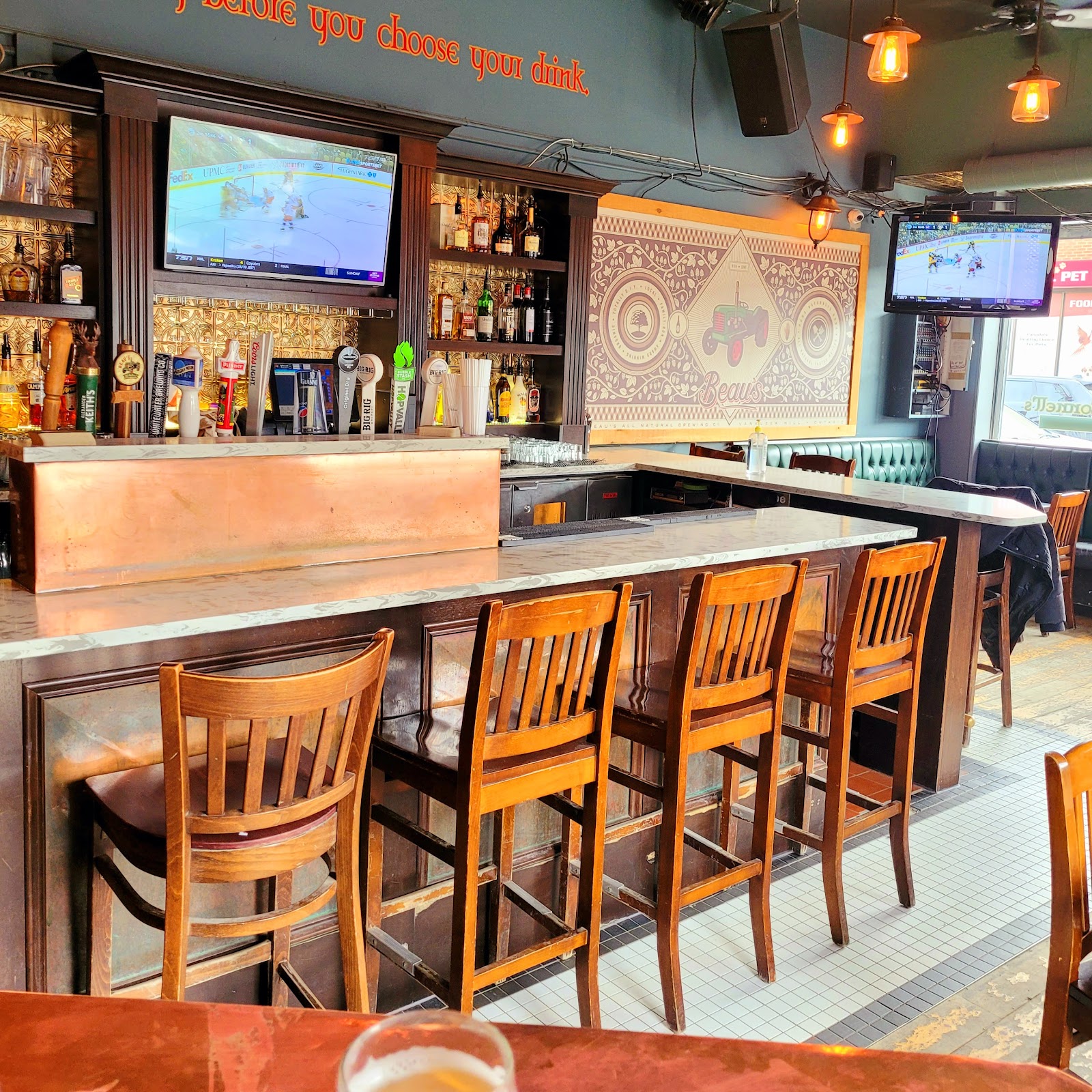 O'Connell's Irish Pub photo 3