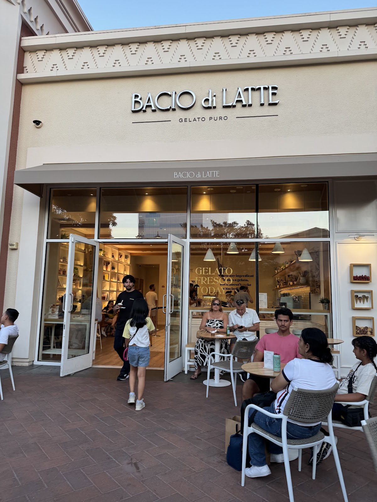 Bacio di Latte | Irvine Spectrum Center, OC photo 3