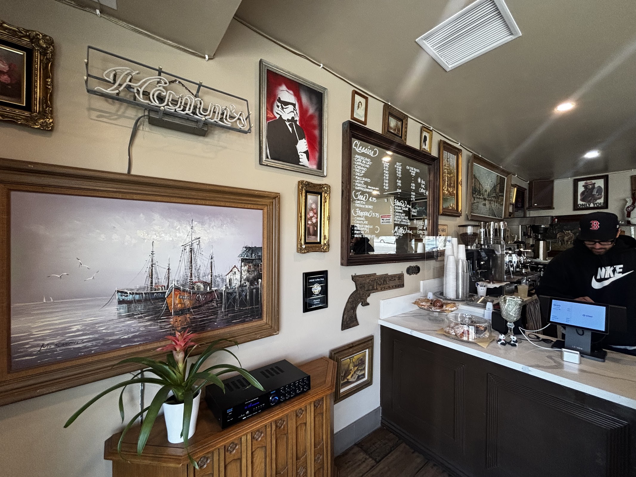 CREME Coffee Shop photo 2