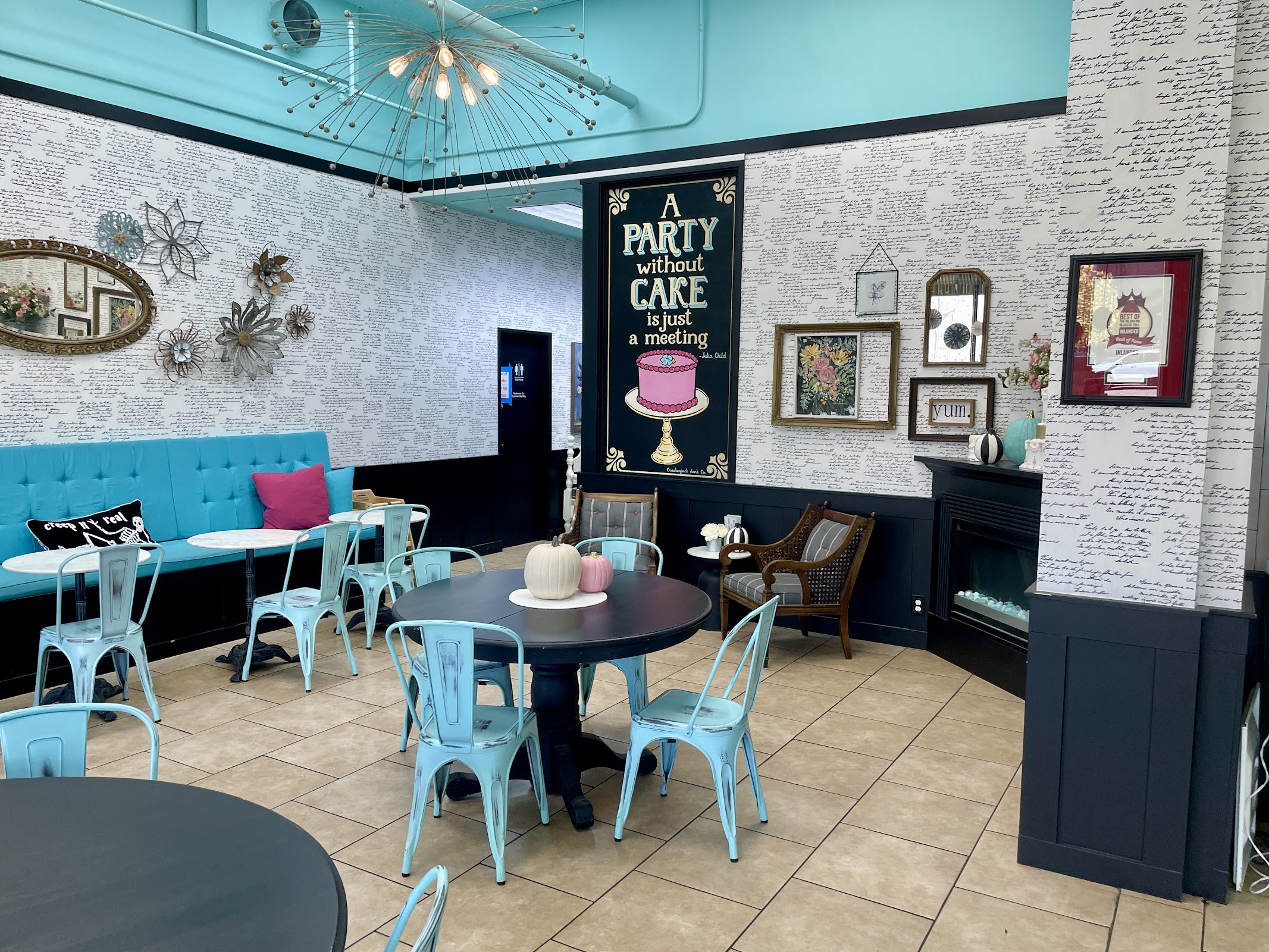 Sweet Frostings Blissful Bakeshop photo 2