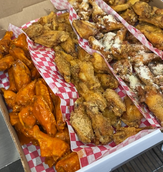 Mack's Wings photo 1