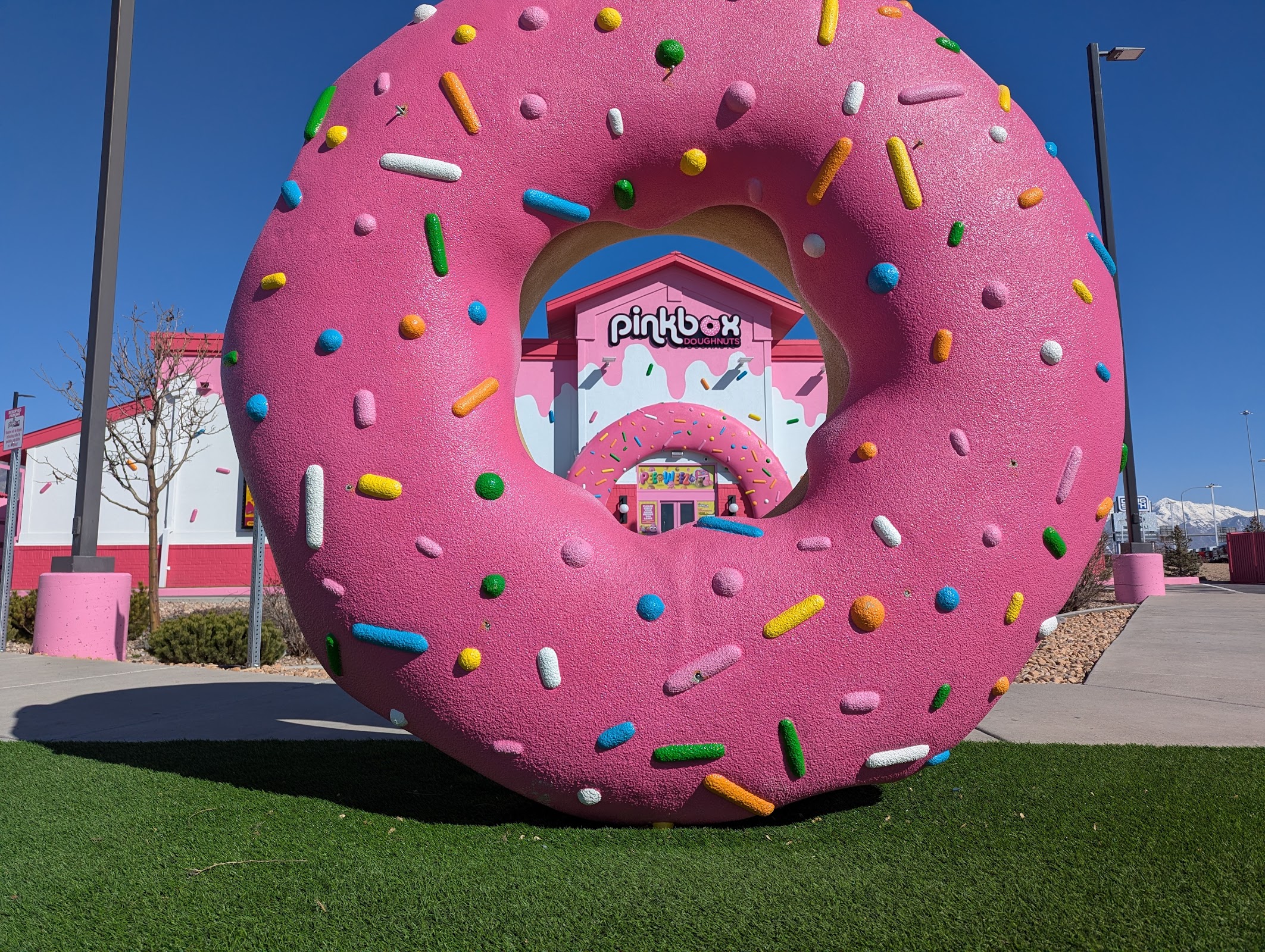 Pinkbox Doughnuts photo 2