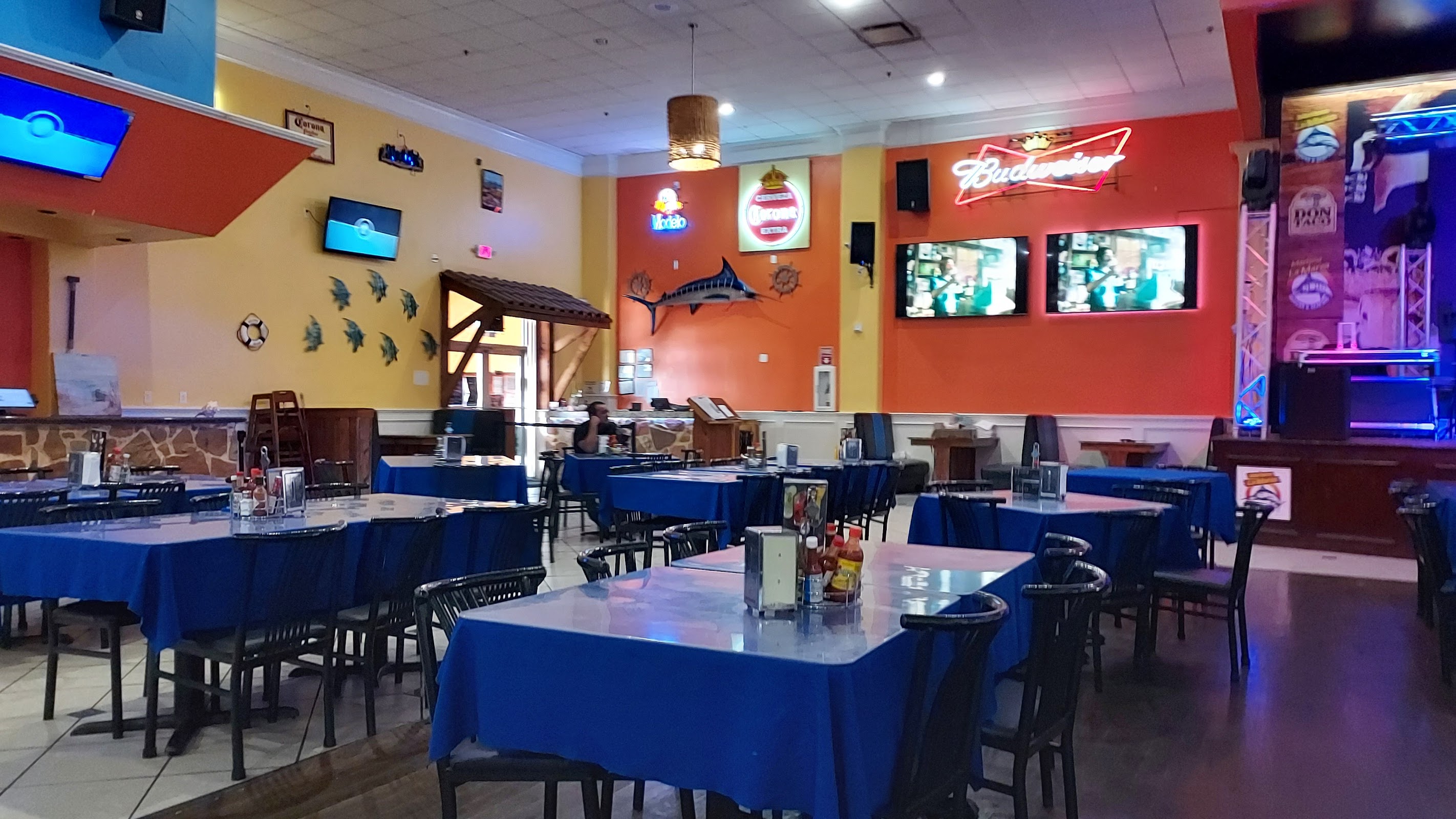 Mariscos La Marea #1 Seafood & Bar photo 3