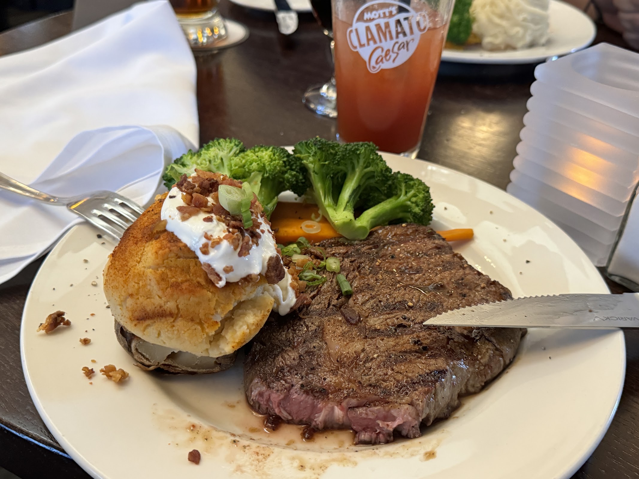 CattleBaron Steakhouse NE - Airport photo 2