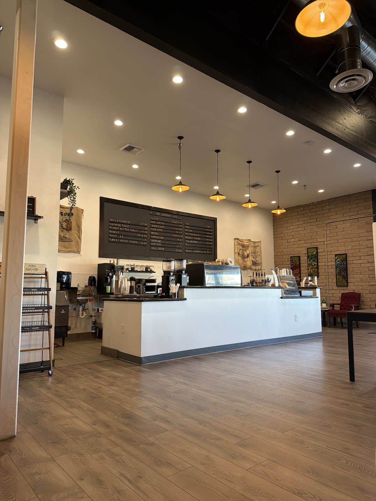 The Gardens Cafe photo 3
