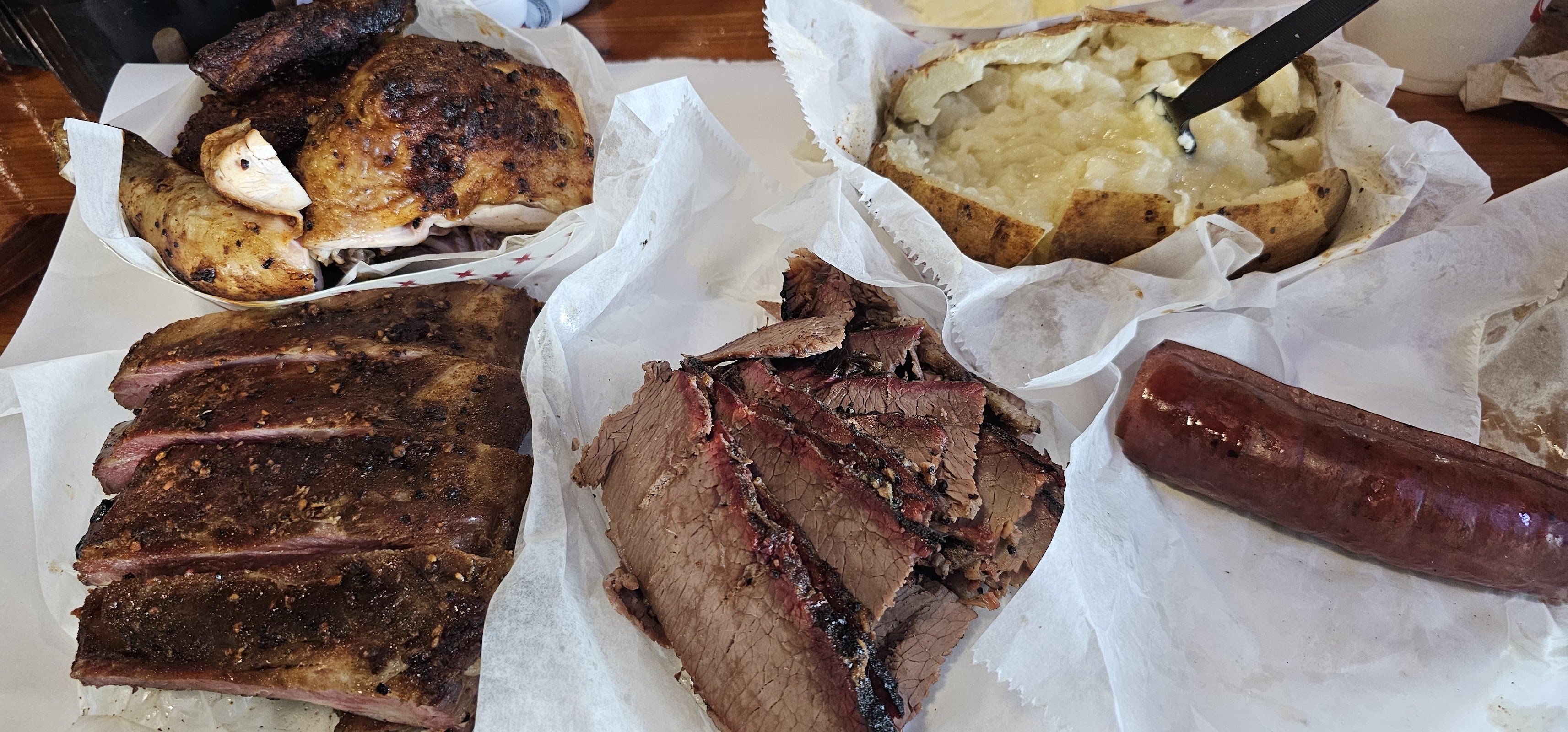 Rudy's "Country Store" and Bar-B-Q photo 1