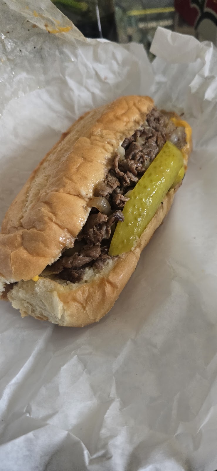 Howard's Donuts & Deli photo 2