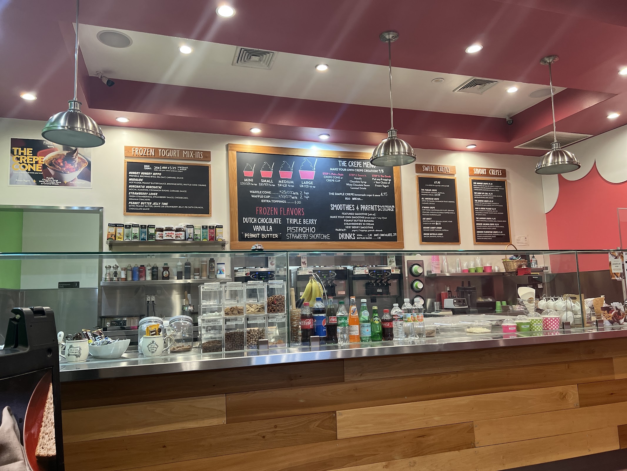 The Parlor Frozen Yogurt & Creperie photo 2