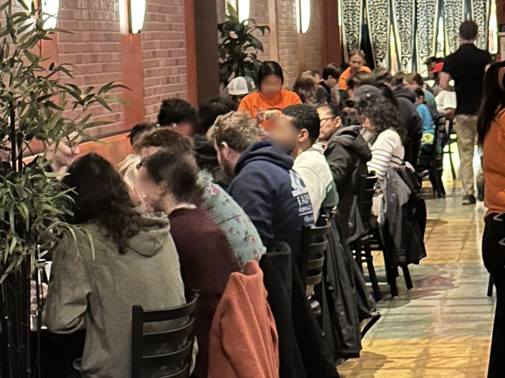 Zushi Sushi and Ramen - Kennerly photo 3