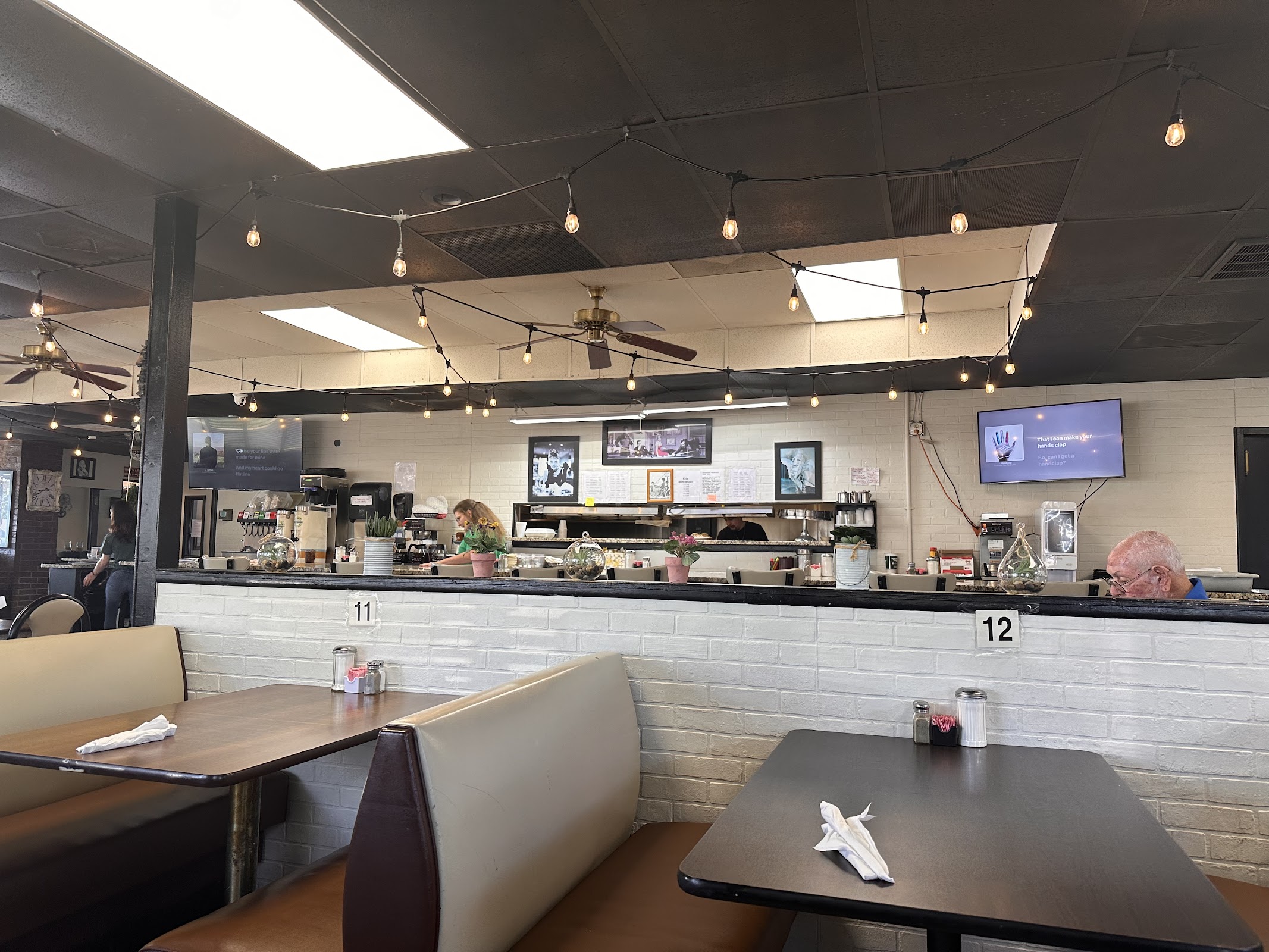 Woodbridge Restaurant photo 2