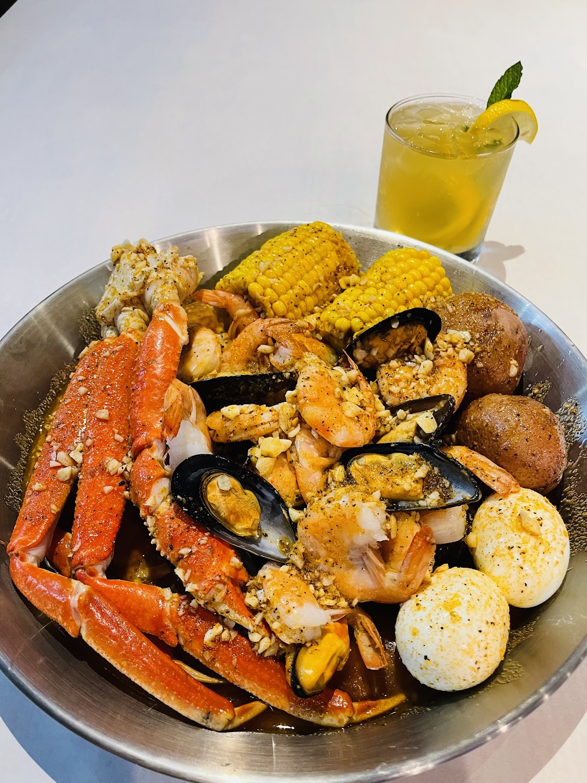 BOOM BOOM CRAB CAJUN SEAFOOD & BAR photo 2
