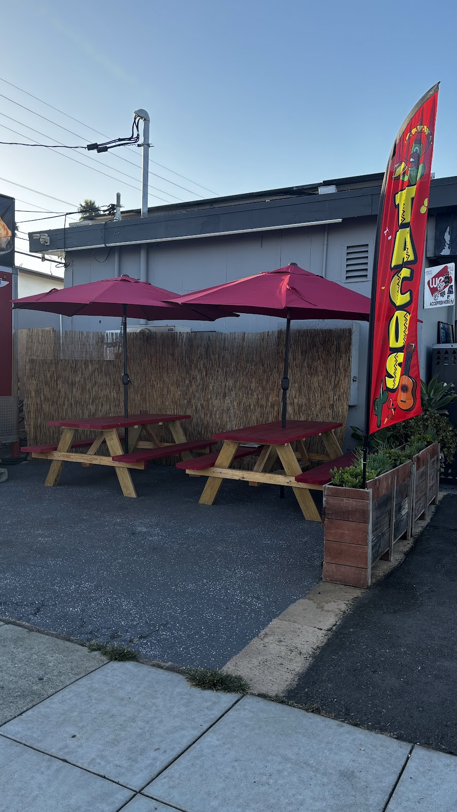 Nooni’s Taco Shop photo 2