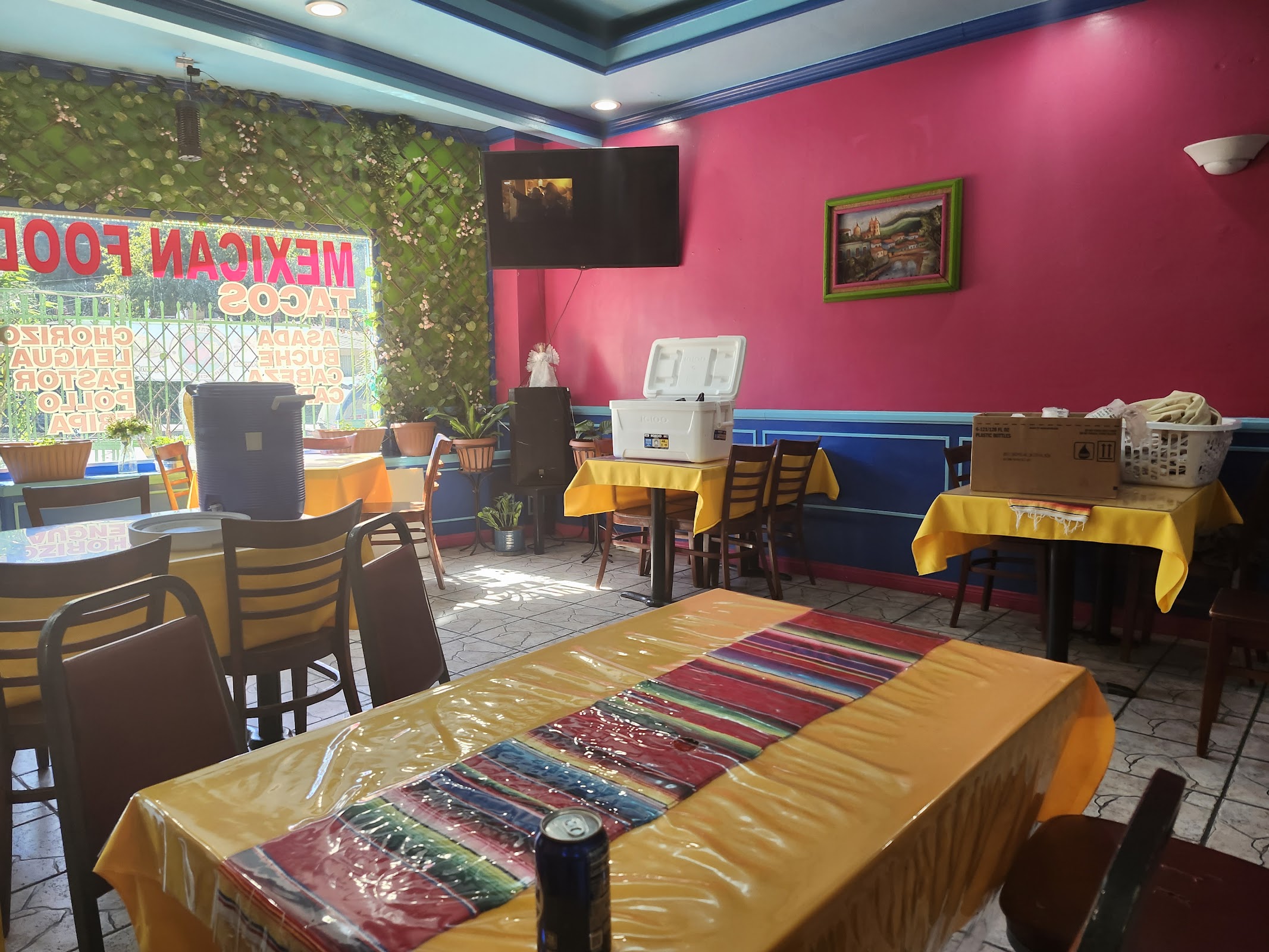 El Mariachi Loco Mexican Restaurant photo 2