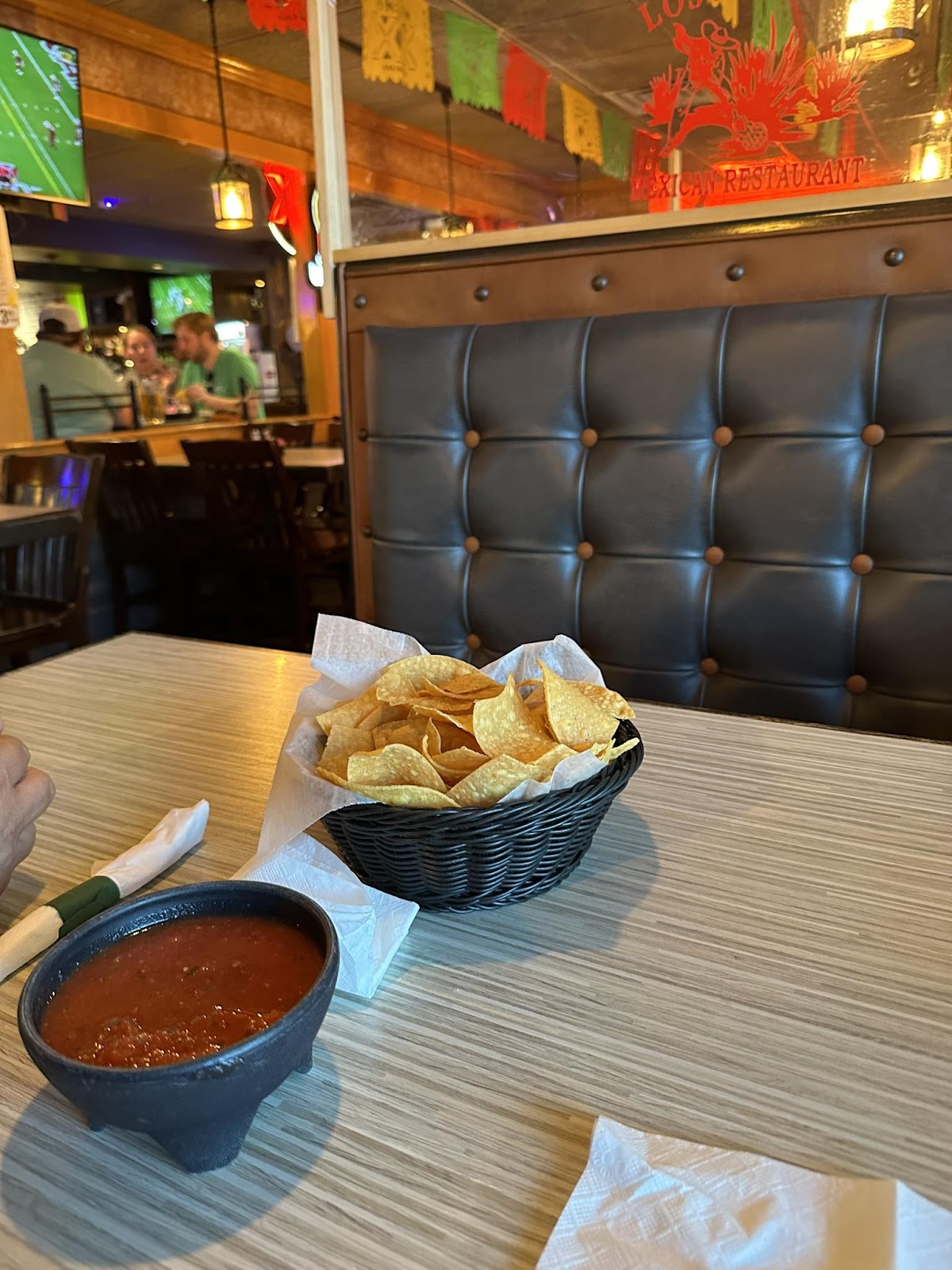 Los Magueys Mexican Restaurant photo 1