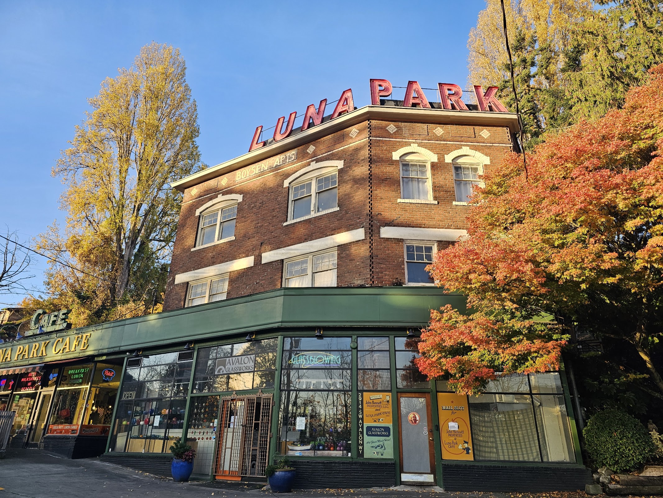 Luna Park Cafe photo 3