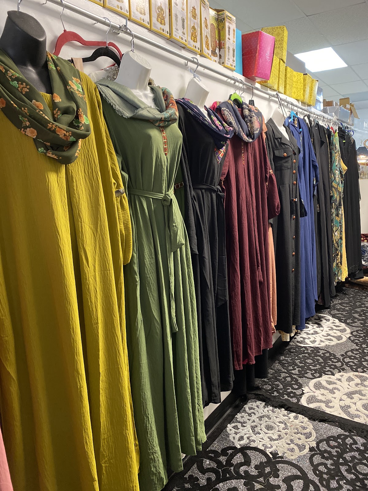 Mumin Foods and Fashions photo 2