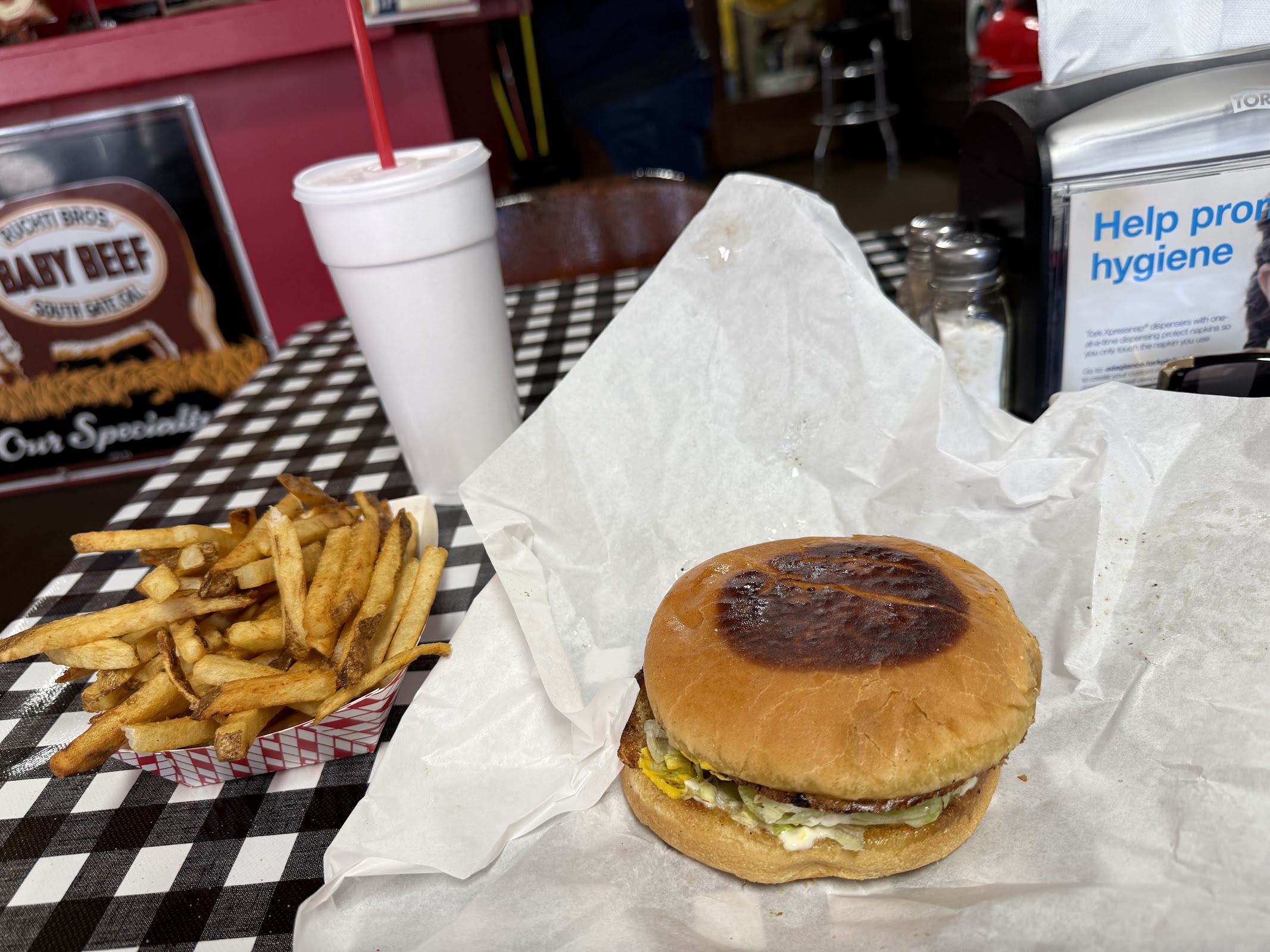 THE BURGER PALACE photo 3