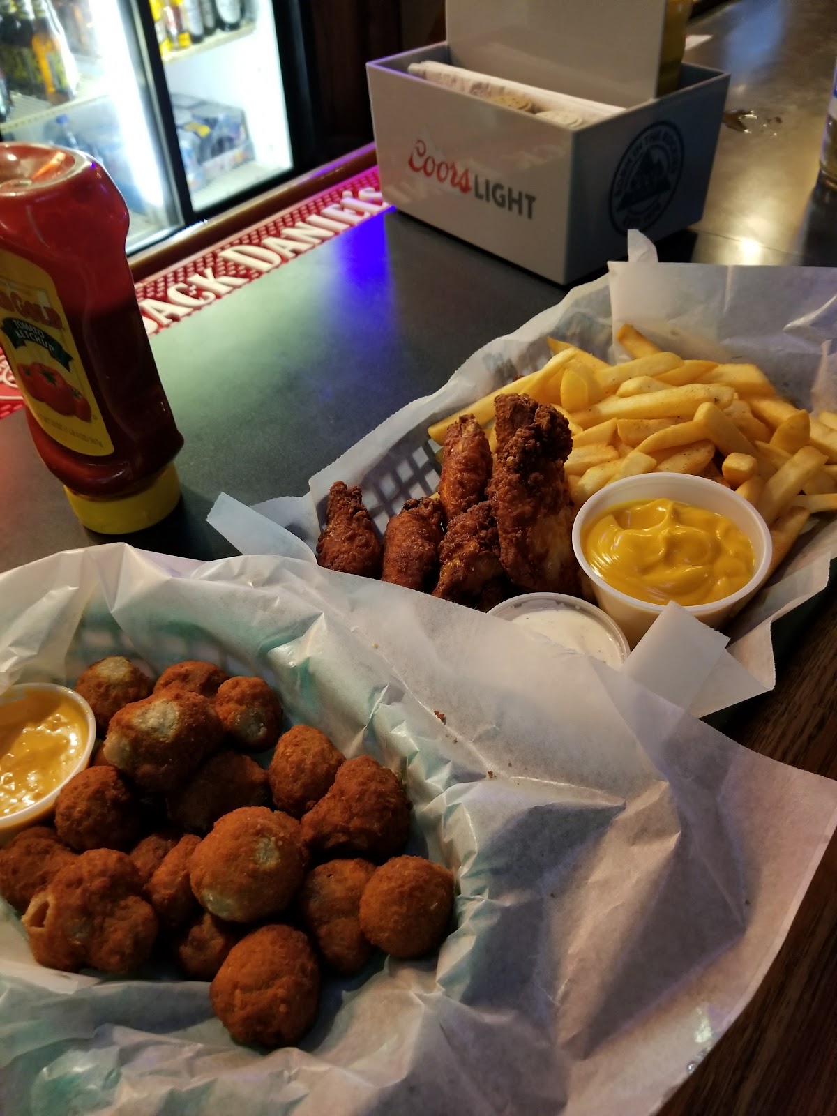 Mitchs' Corner Sports Bar photo 1
