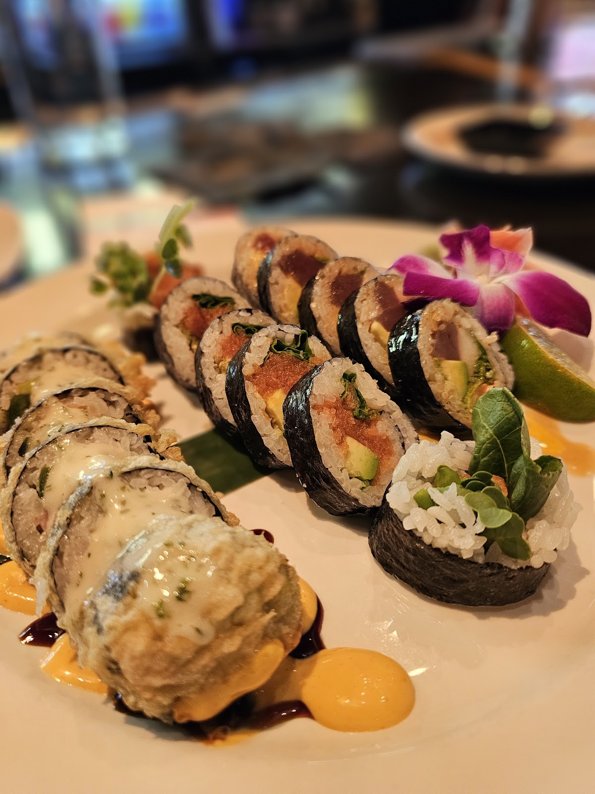 CRAVE Food & Drink St. Louis Park photo 2