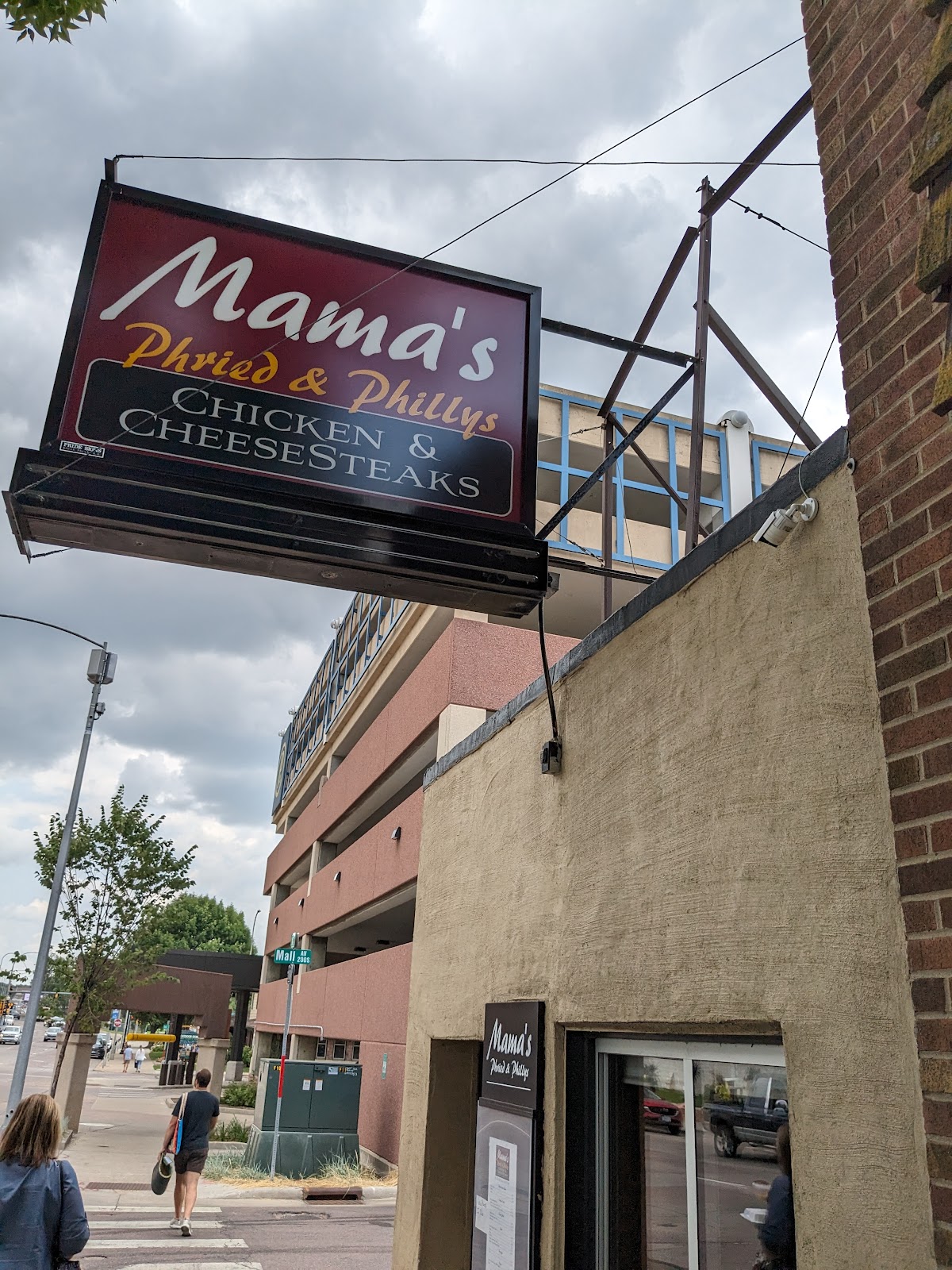 Mama's Phried & Phillys photo 3